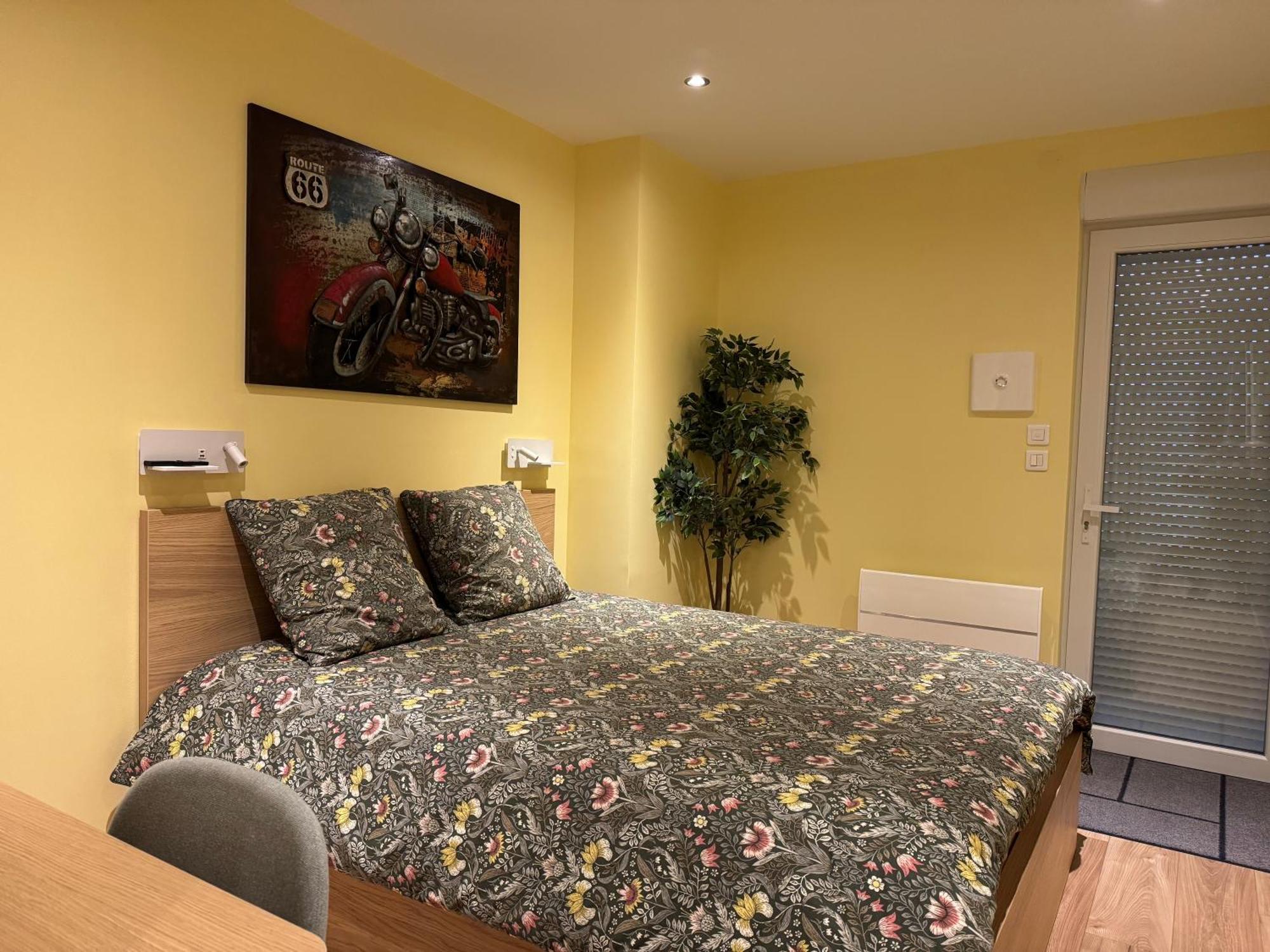 Loft Spa Reims-Fr 250M2 Privatifs, Piscine Interieure Chauffee, Spa Et Parking מראה חיצוני תמונה