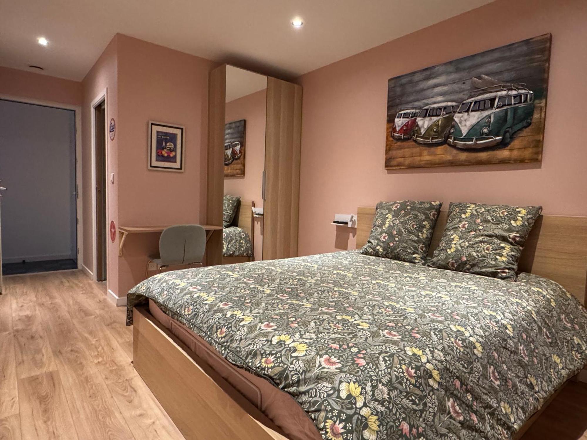 Loft Spa Reims-Fr 250M2 Privatifs, Piscine Interieure Chauffee, Spa Et Parking מראה חיצוני תמונה